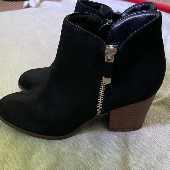 Heel booties - Picture 2 of 2